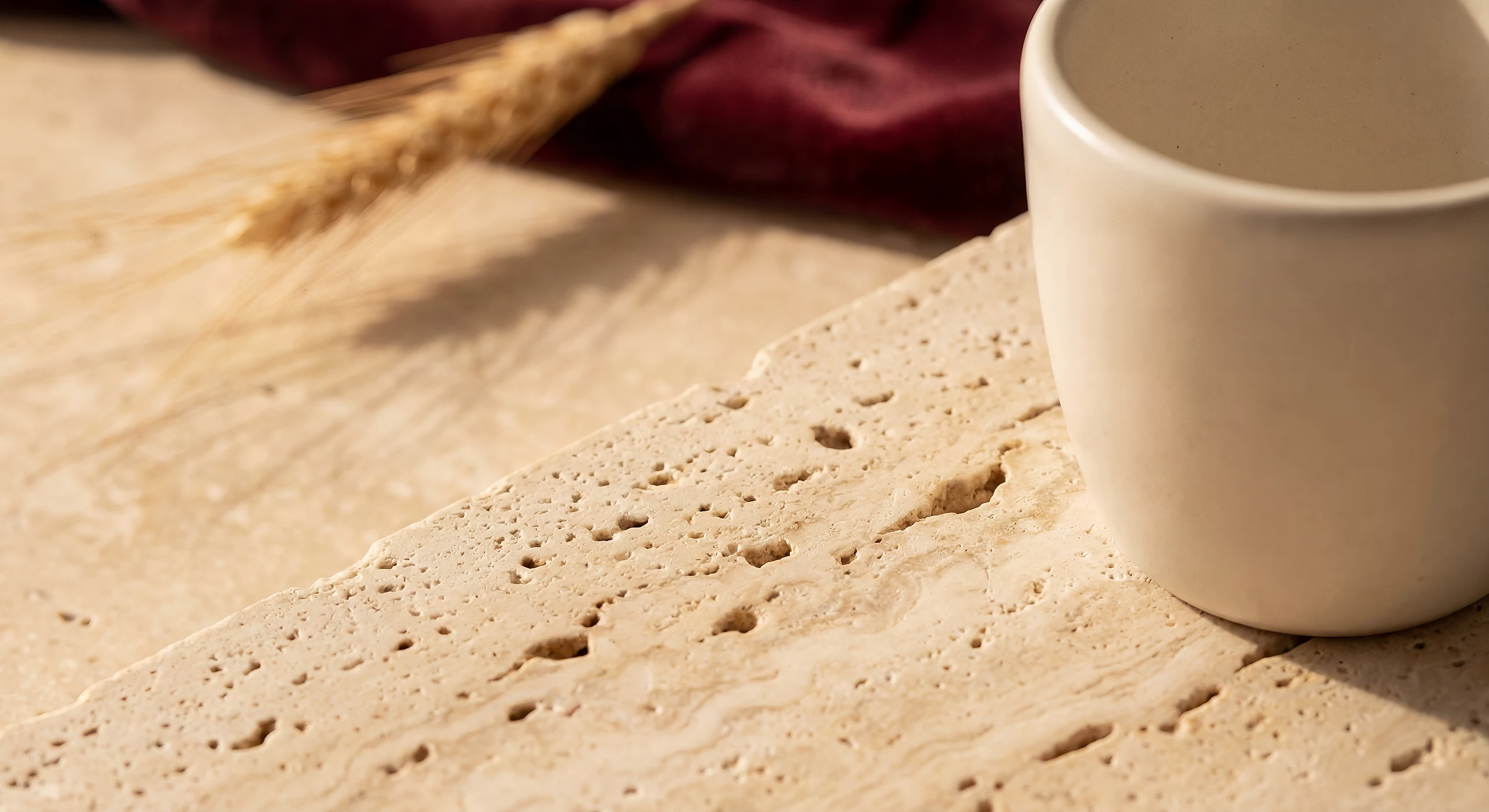 Granolita: varumärke och caféinteriör 4